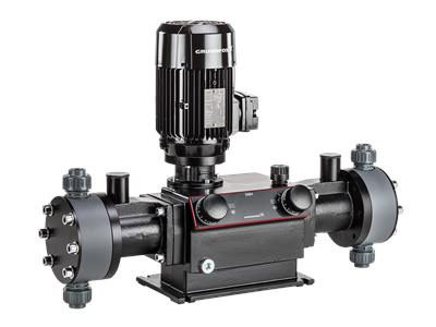 Bomba de pistón membrana Grundfos DMH 332-10D B-PVC/V/C-X-E1U3U3XEMAG 99822515